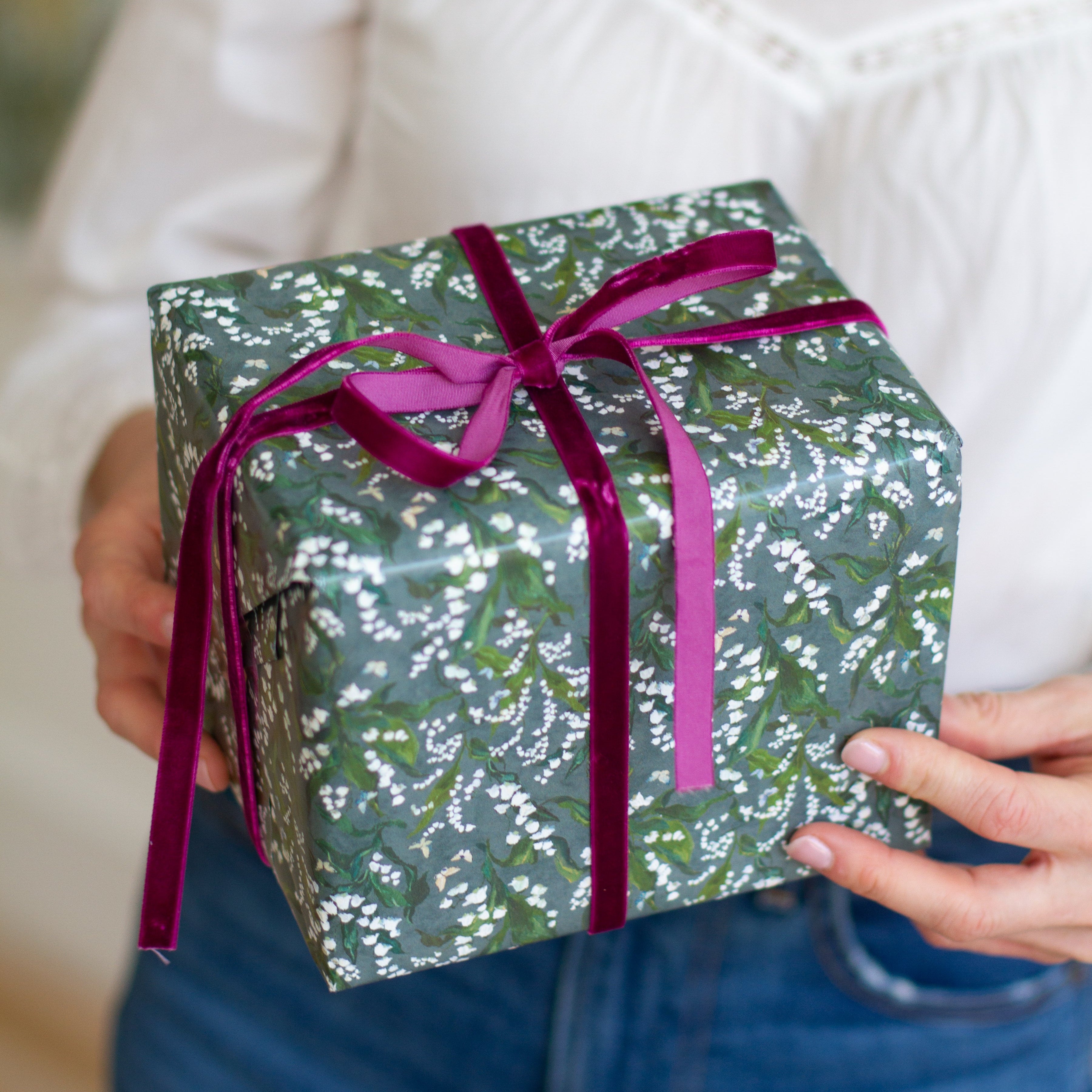 inslee watercolor floral gift wrap