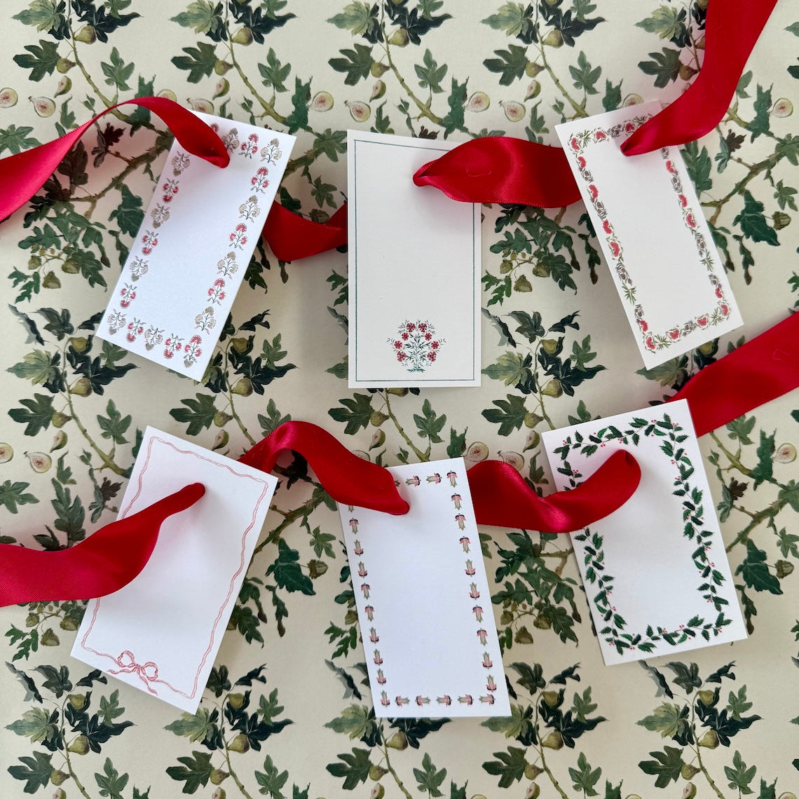 Holiday Motif Gift Tags