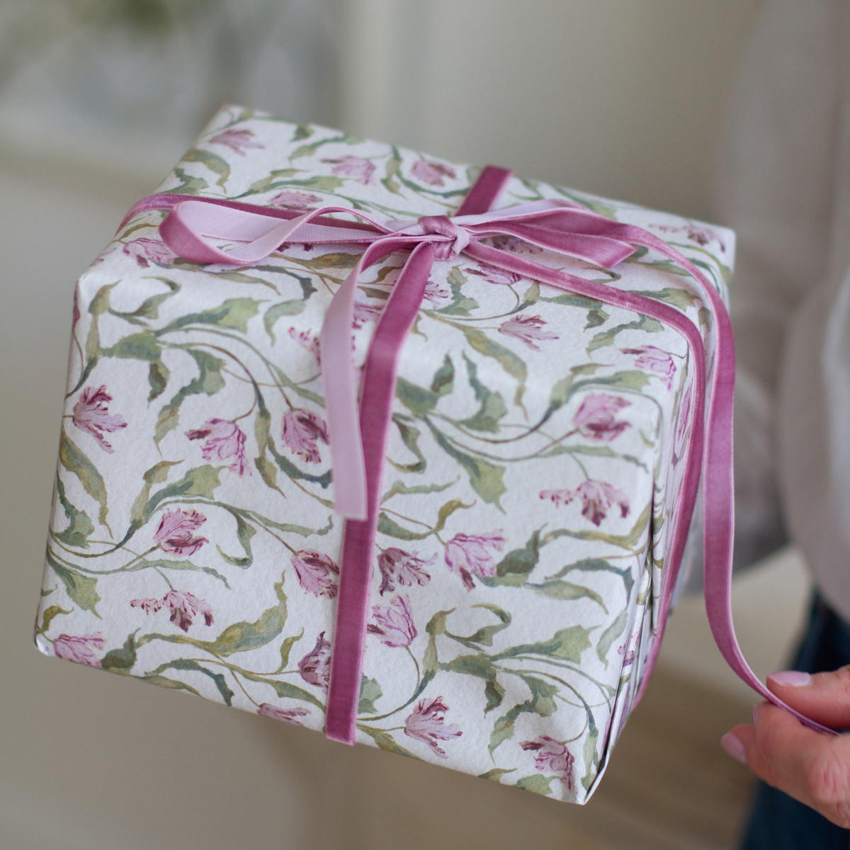 Melting Tulips Gift Wrap